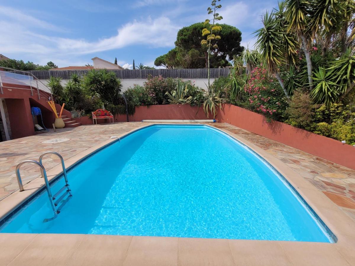 Villa Palm' Issambres 6-8 personnes avec piscine et jardin privés La Garonnette-Plage Extérieur photo