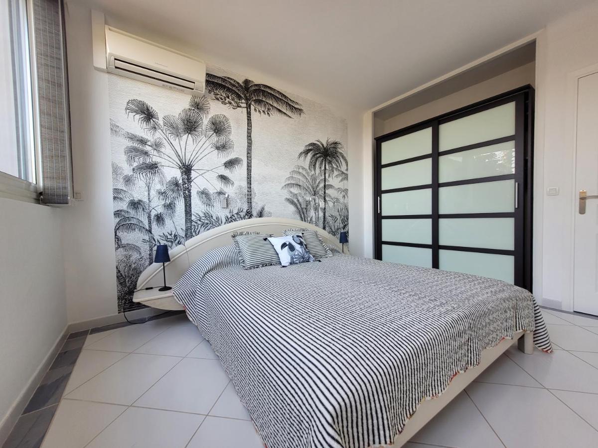 Villa Palm' Issambres 6-8 personnes avec piscine et jardin privés La Garonnette-Plage Extérieur photo
